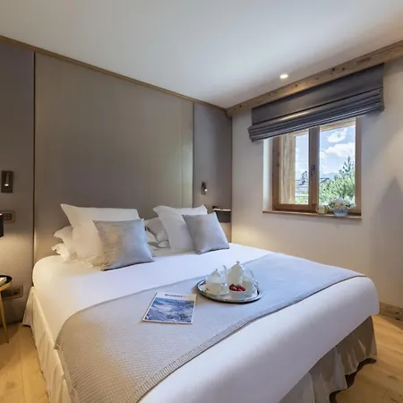 Mountain Luxe Chalet In Jacuzzi Chalet Davos