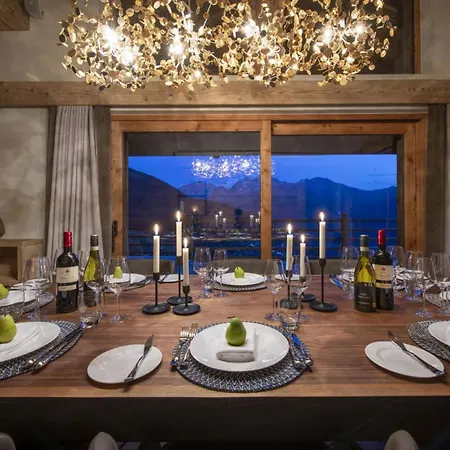 Mountain Luxe Chalet In Jacuzzi Chalet